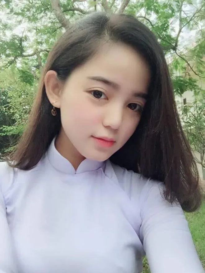 gái xinh lớp 10 16