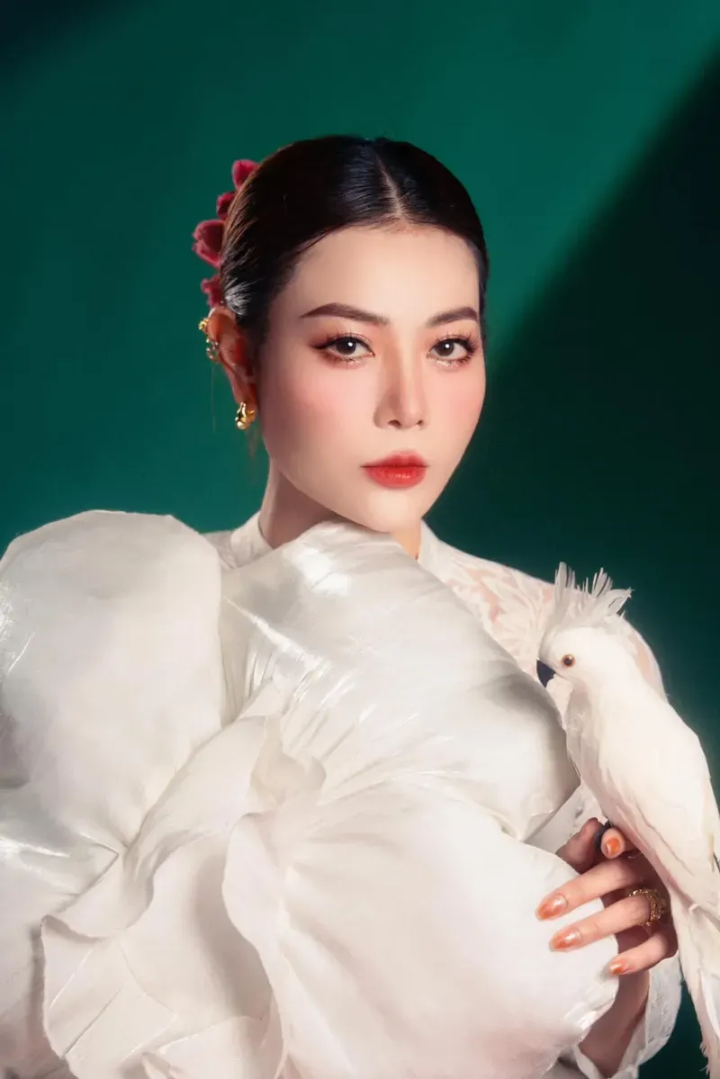 Thanh Hương 4