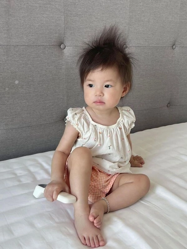 Tan chảy trái tim với loạt meme Pam yêu ơi siêu cưng