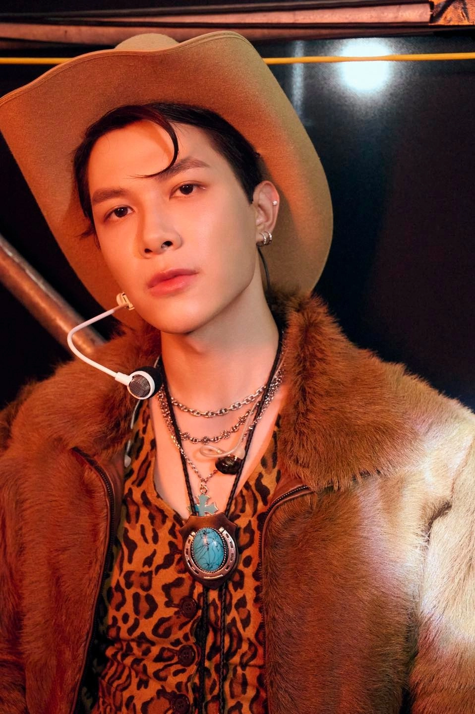 Chồng quốc dân gọi tên Anh Tú Atus với visual đỉnh cao không góc chết