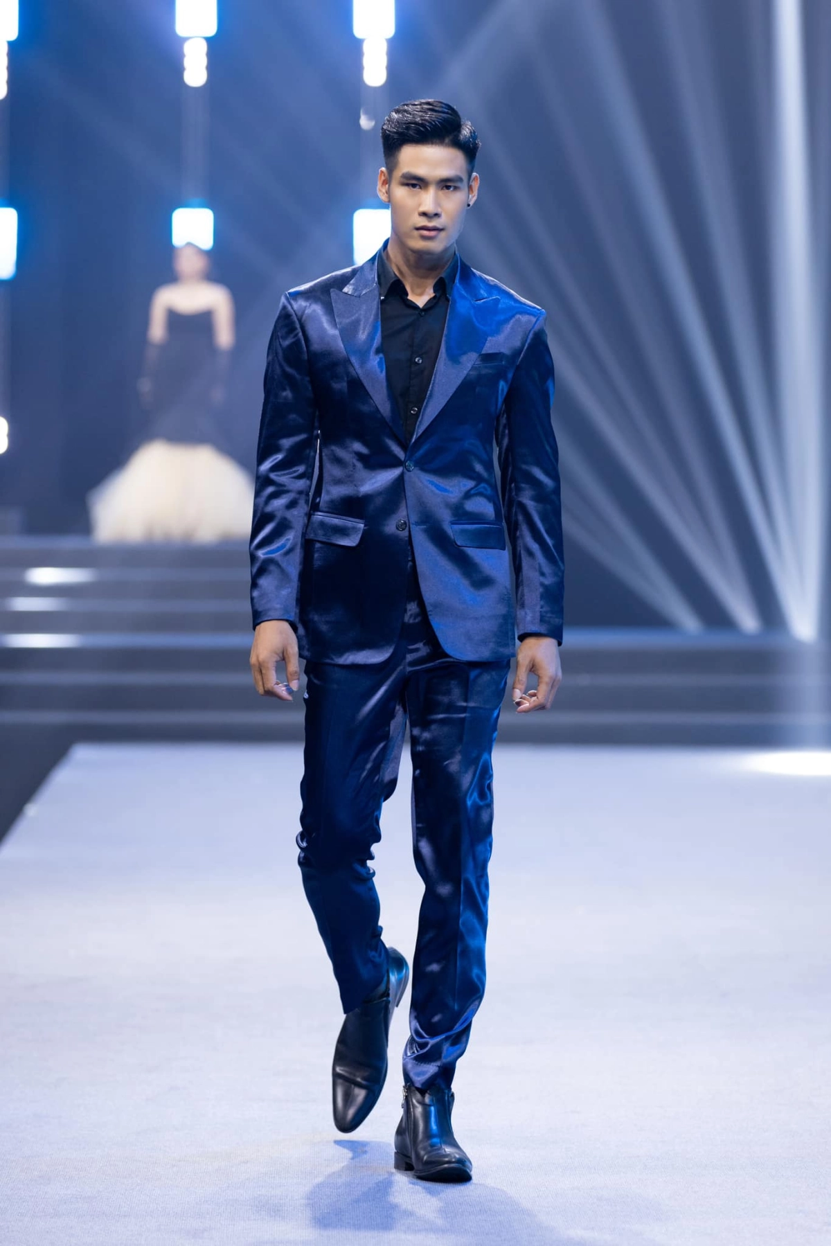 Câu chuyện truyền cảm hứng về việc Danh Chiếu Linh làm nghề gì trước khi đăng quang