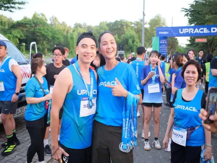 Tổng hợp 50+ ảnh HHen Niê hoa hậu hoàn vũ thần thái