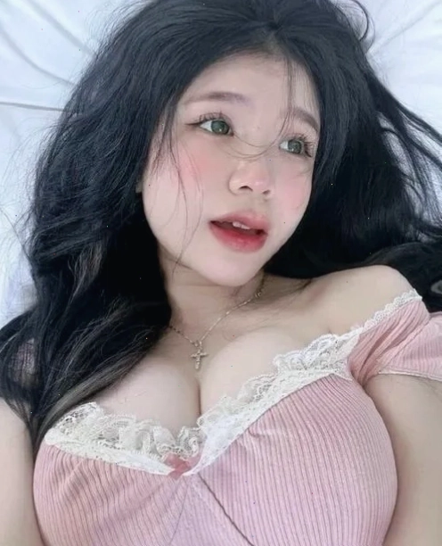 Ảnh gái xinh khoe vóc dáng chuẩn