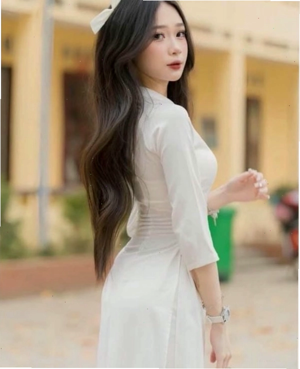 Ảnh gái xinh lớp 10 với biểu cảm cực cưng xỉu