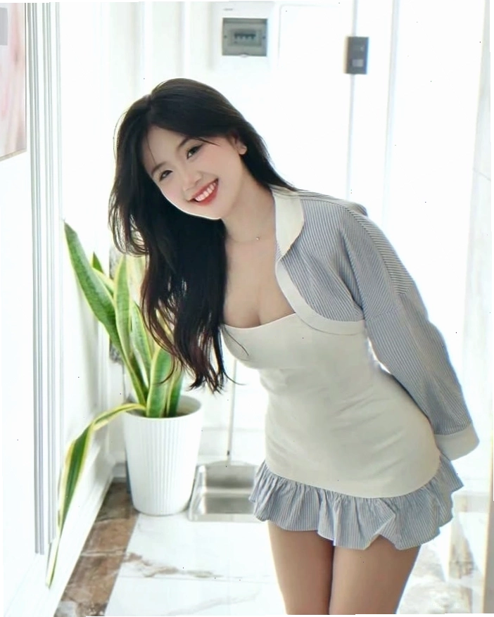 Ảnh gái xinh Việt Nam với thần thái tự tin