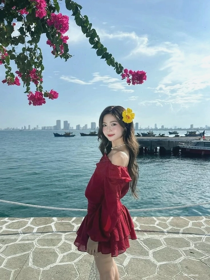 Ảnh học sinh cấp 3 gái xinh, toát lên vẻ đẹp trong sáng