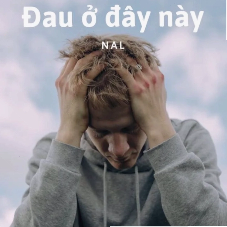 Biểu cảm meme "Đau ở đây này" với nét vẽ đơn giản
