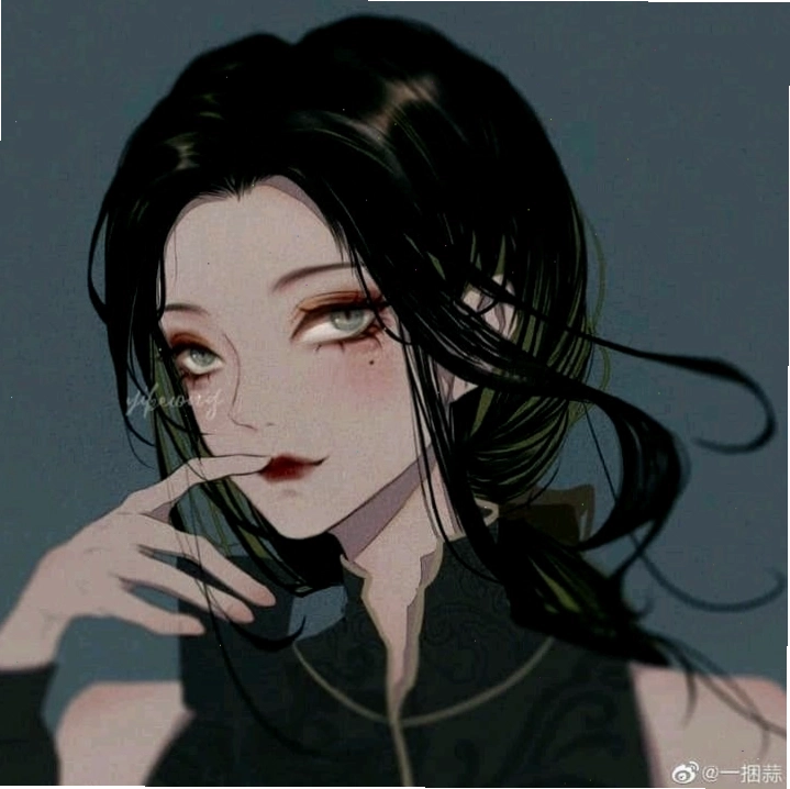 Chân dung anime nữ với biểu cảm trầm tư
