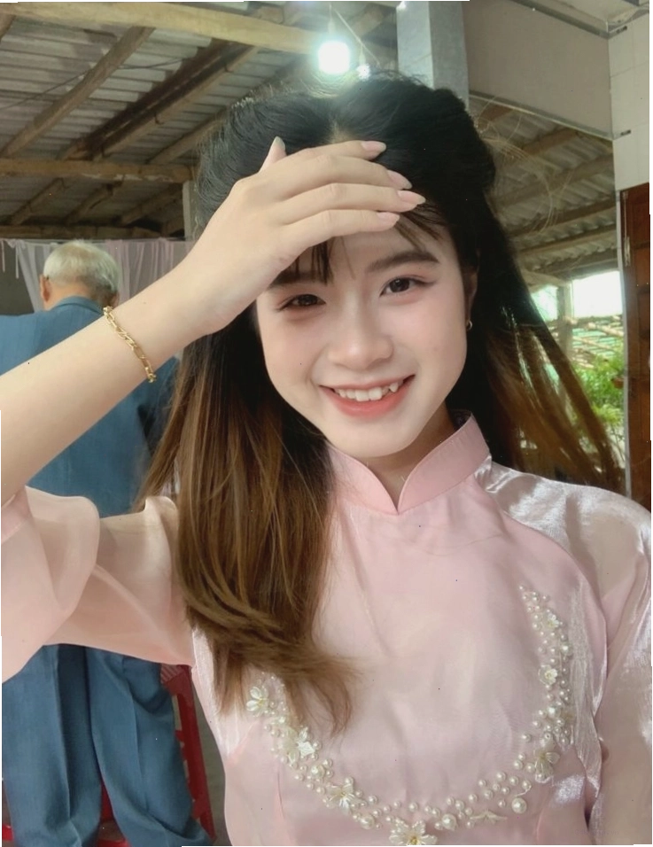 Gái xinh 2k10 tạo dáng