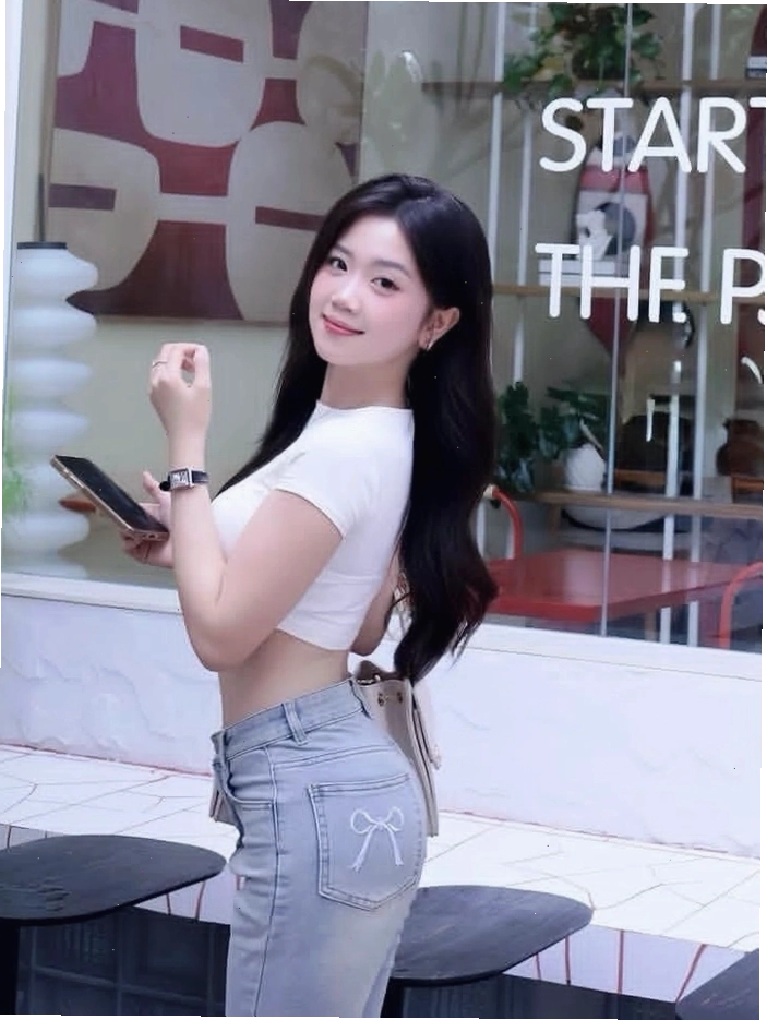 Gái xinh đẹp nhất Việt Nam với thần thái nổi bật