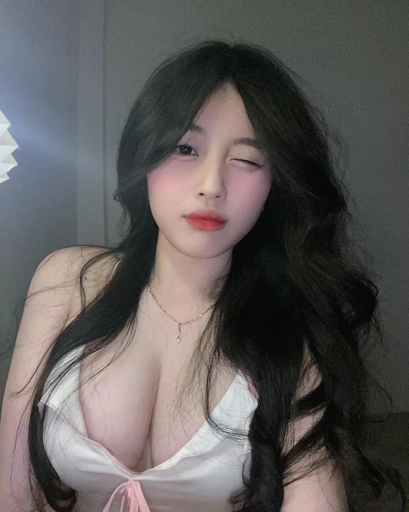 Gái xinh múp phong cách dễ thương, gần gũi