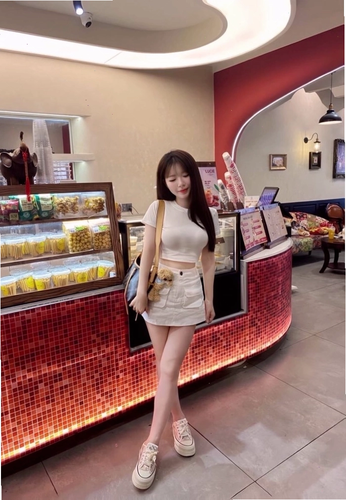 Gái xinh nhất Việt Nam với phong cách hiện đại