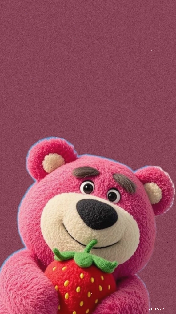 Gấu Lotso ôm dâu tây đáng yêu