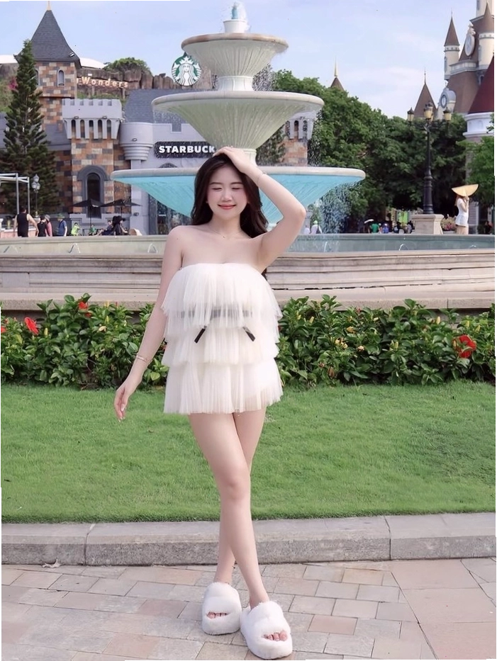Hình nền cô gái xinh thần thái nổi bật giữa không gian