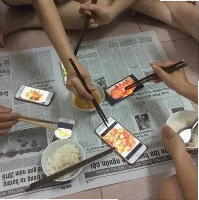 Meme hết tiền cuối tháng