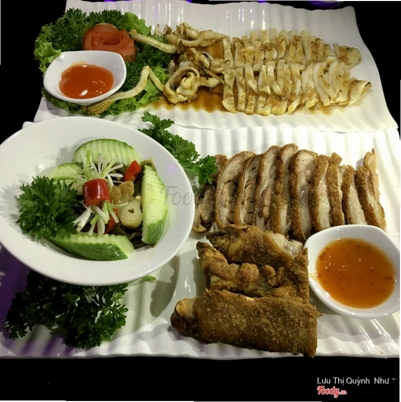 Thưởng thức ẩm thực đa dạng tại Avatar Karaoke
